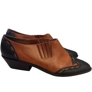 Vintage Footgear Two-Tone Leather Western Shootie Brown Black Cowgirl Boho Retro